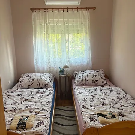 ádám és Anett Apartamento